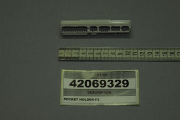 Obrázek Držák zástrčky - F2