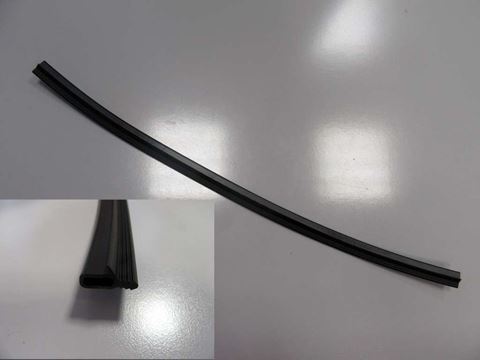 Obrázek z Těsnění spodní výplně dvířek 