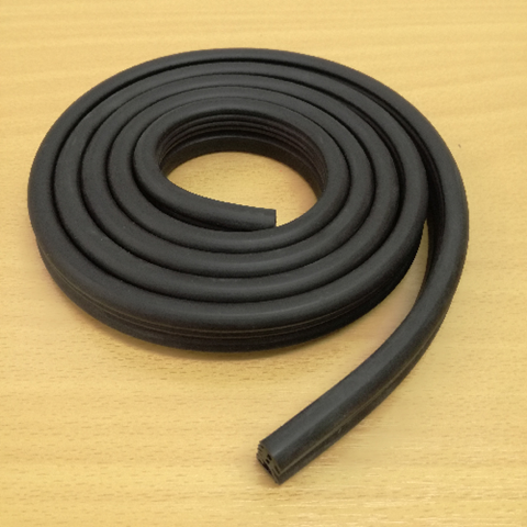 Obrázek z Těsnění dveří  