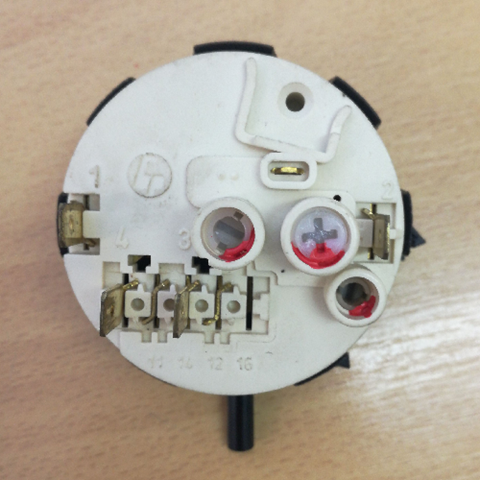 Obrázek z Hladinový spínač 