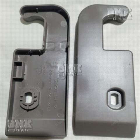 Obrázek z Kryt závěsu dveří horní - levý 