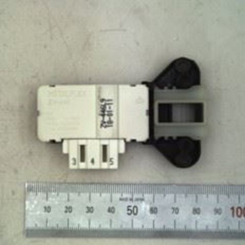 Obrázek z Blokování dveří 